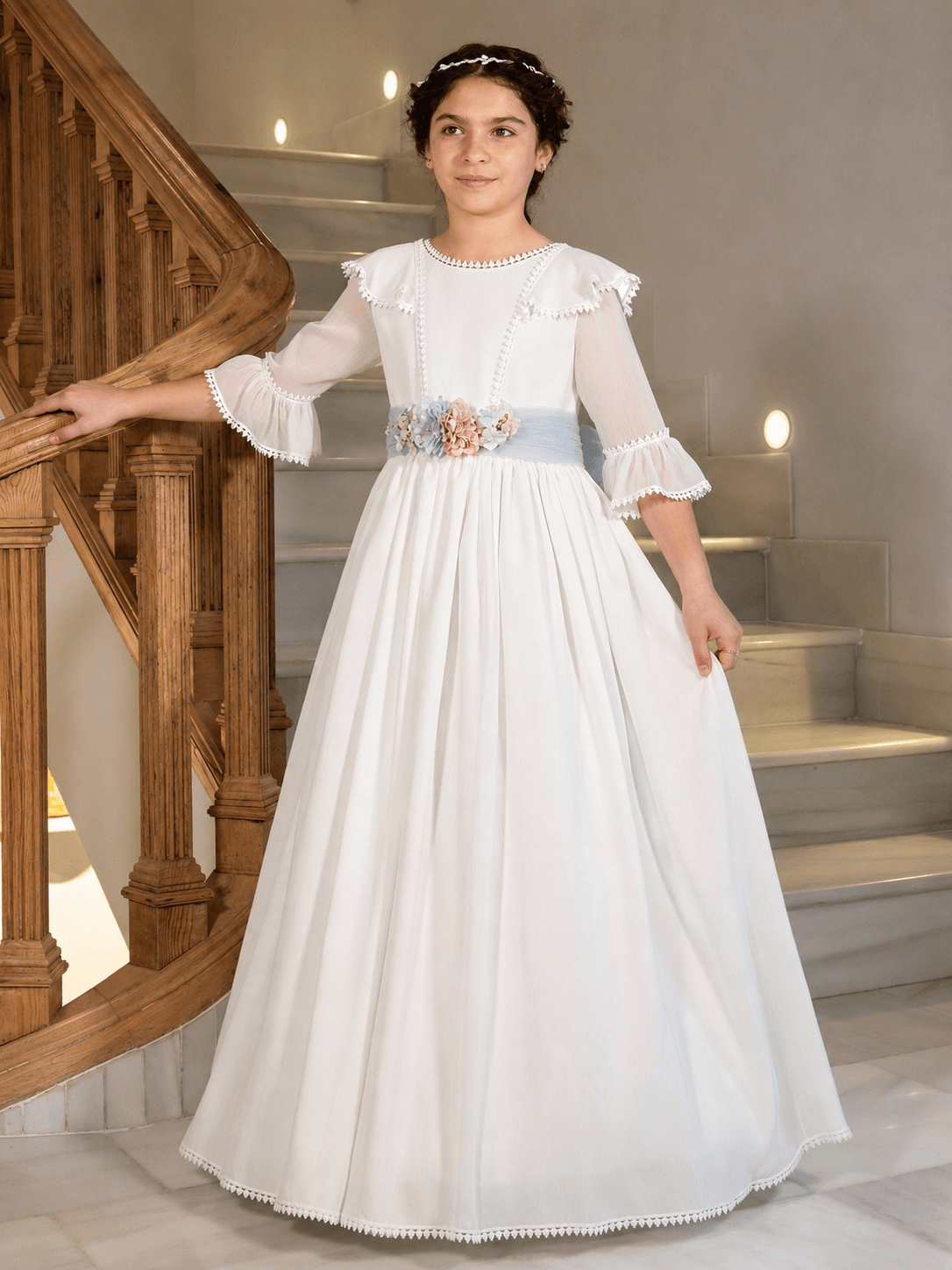 Vestido de Comunión estilo clásico 6868