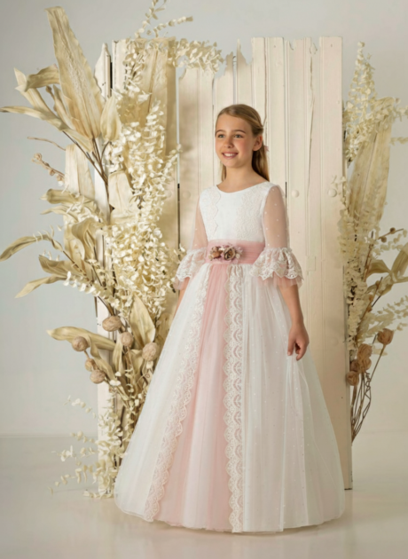 Vestido de comunión de tul bordado A872